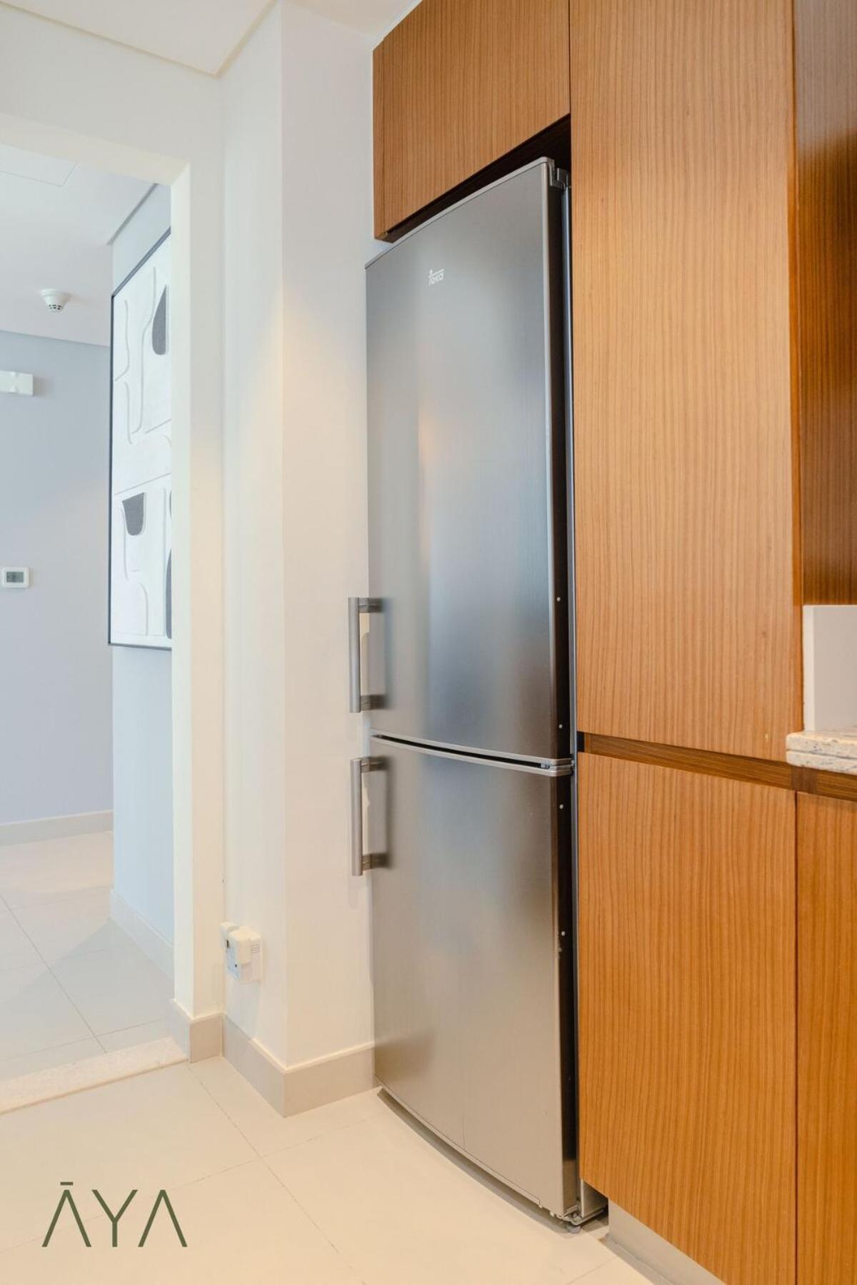 Apartment Creekside Vibes Chic With Views