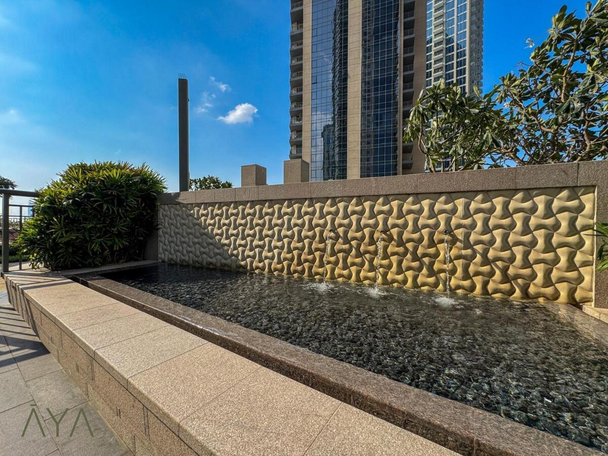 Apartment Creekside Vibes Chic With Views
